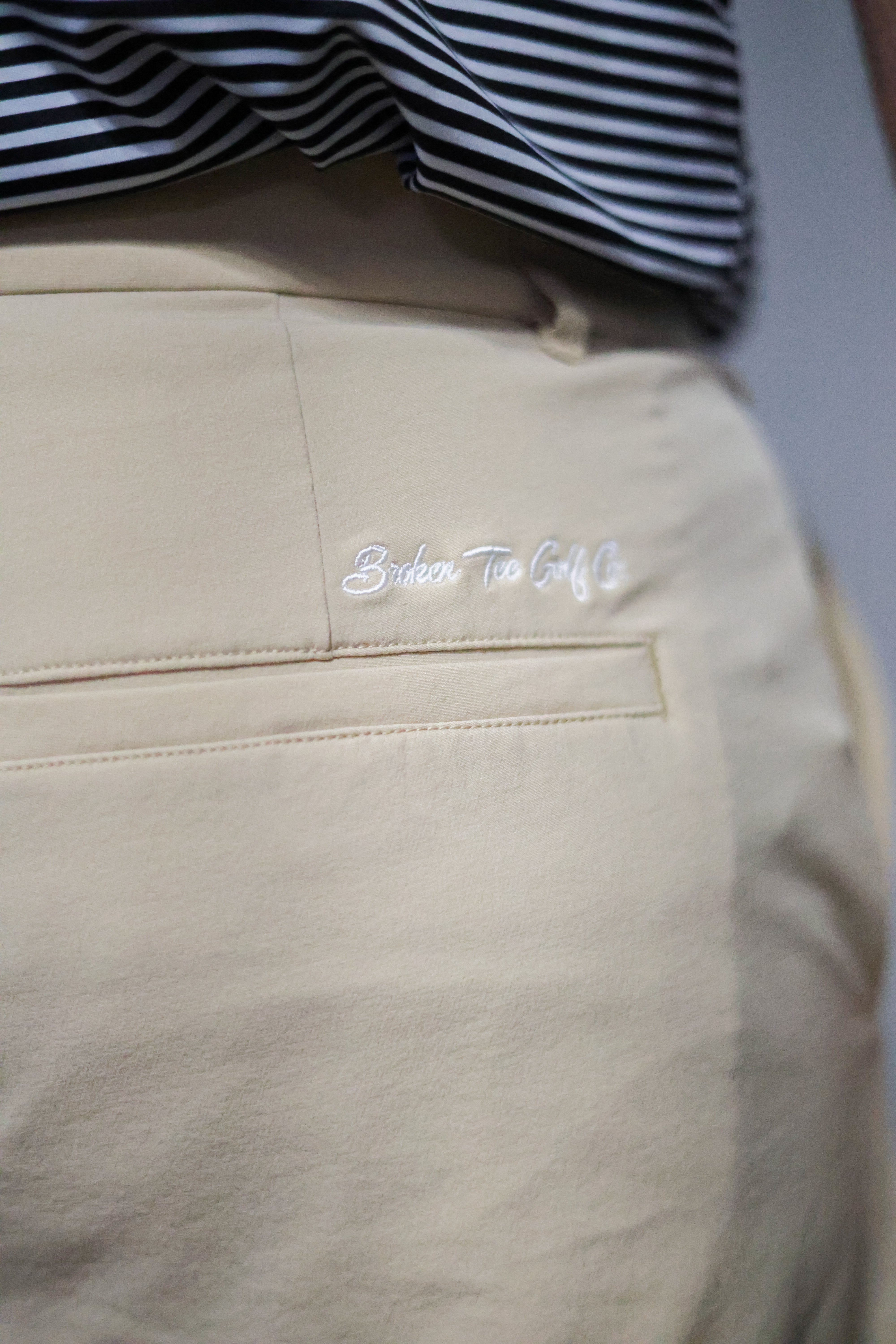 Fairway Flex Shorts - Khaki